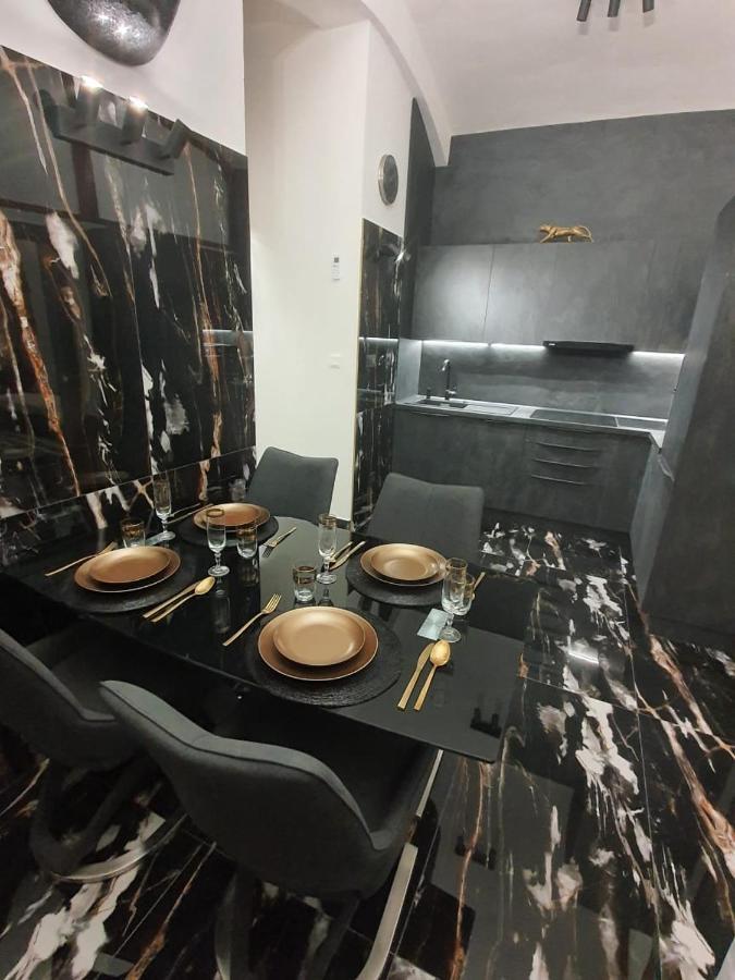 Monar Exclusive Center Free Parking In Garage Apartment Кошице Екстериор снимка