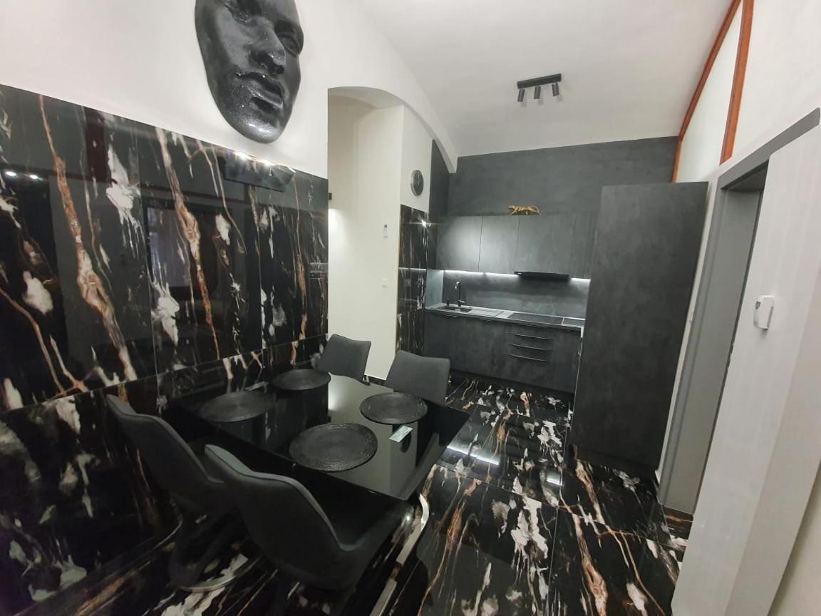Monar Exclusive Center Free Parking In Garage Apartment Кошице Екстериор снимка