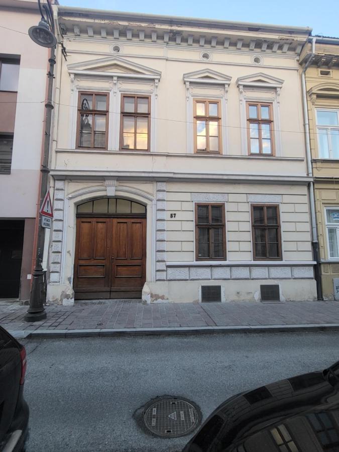 Monar Exclusive Center Free Parking In Garage Apartment Кошице Екстериор снимка